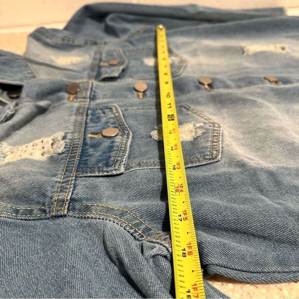 NEW Raw Hem Denim Cotton Jean Jacket Distressed Frayed Hem Front Button Closure - Picture 14 of 16